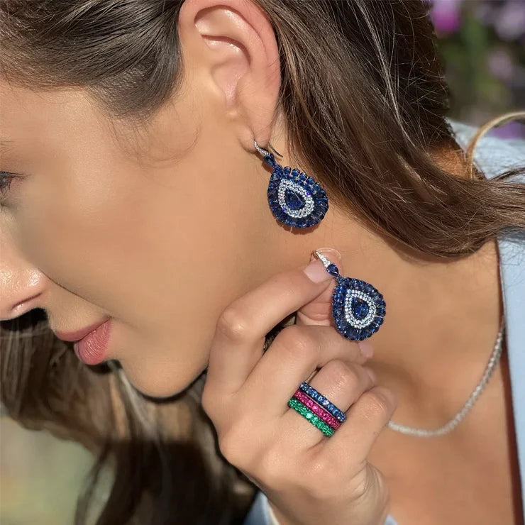 September Splendor: Unveiling the Sapphire Birthstone's Beauty & Meaning