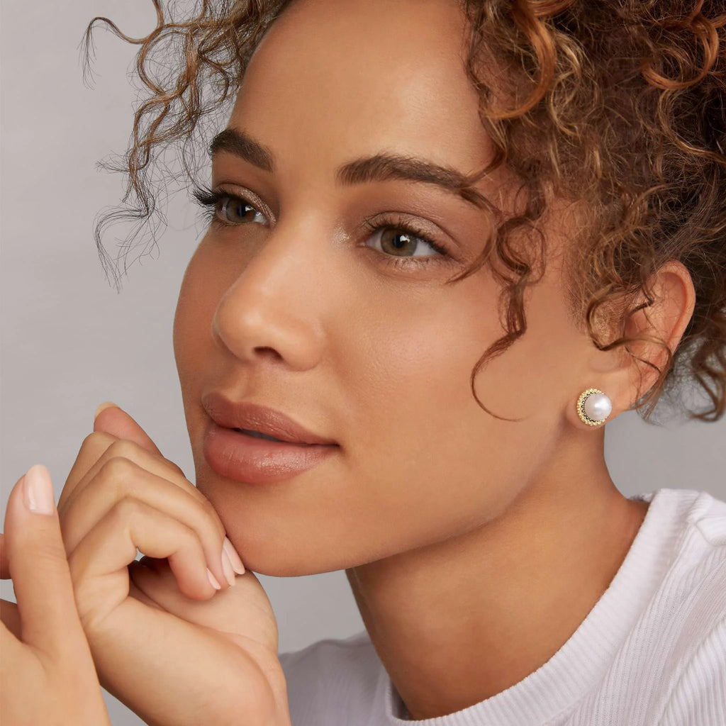 "Luna" Pearl Stud Earrings