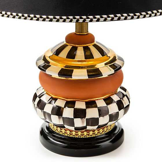 Courtly Check Groovy Table Lamp