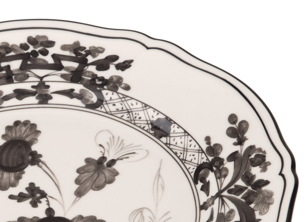 "Oriente Italiano" White Albus Charger Plate