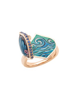 Shell Sea Sapphire Ring in 18kt Rose Gold