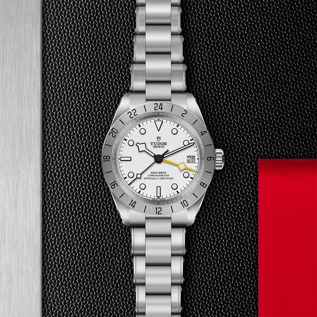 TUDOR Black Bay Pro
