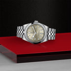 TUDOR Black Bay One 36