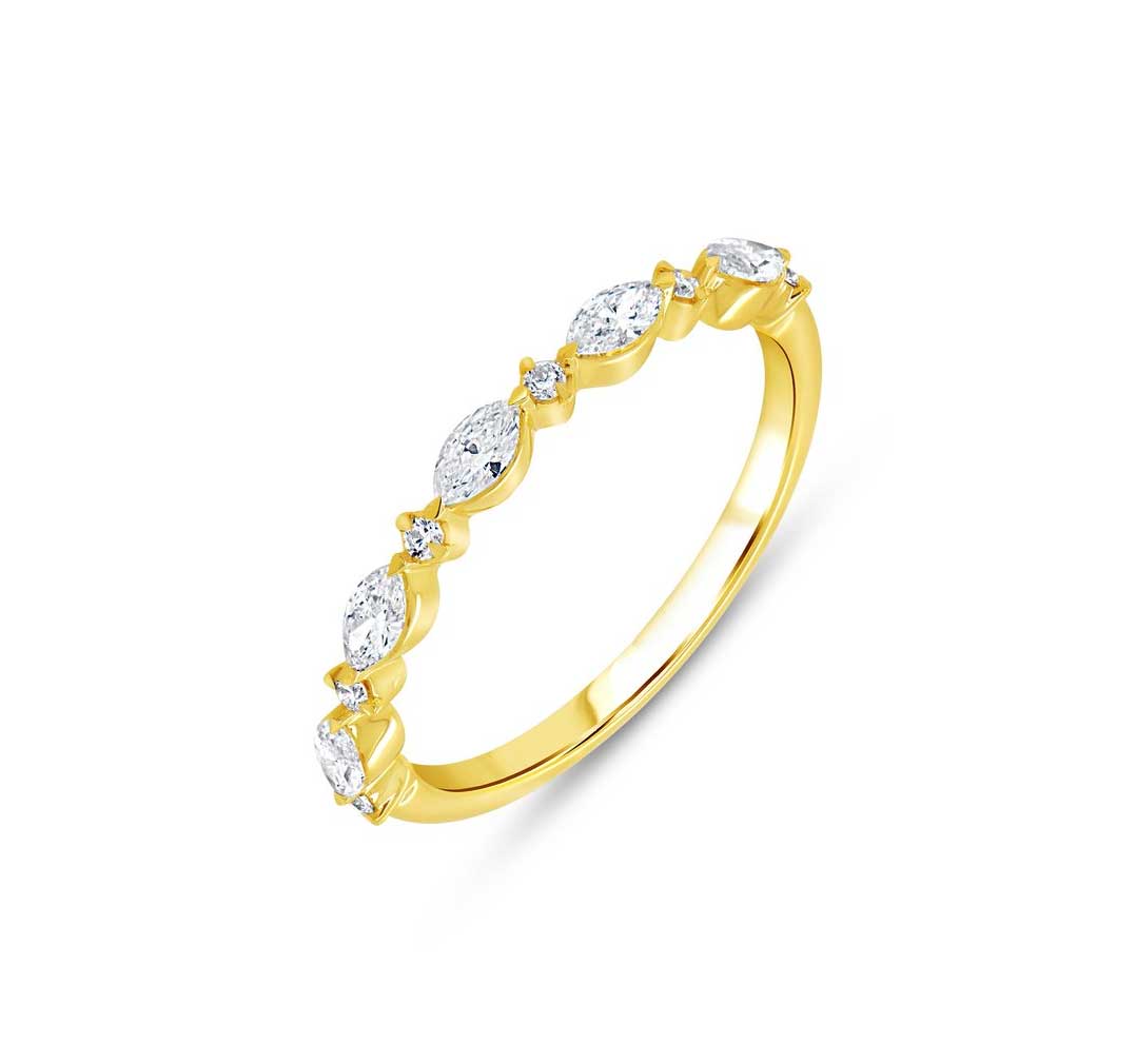 Axis Diamond Wedding Band in 18kt Yellow Gold