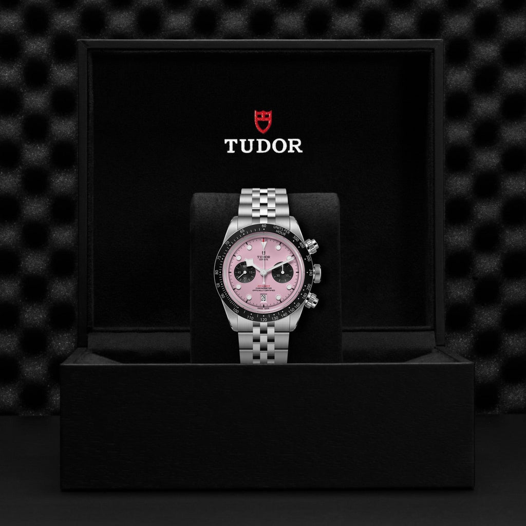 TUDOR Black Bay Chrono