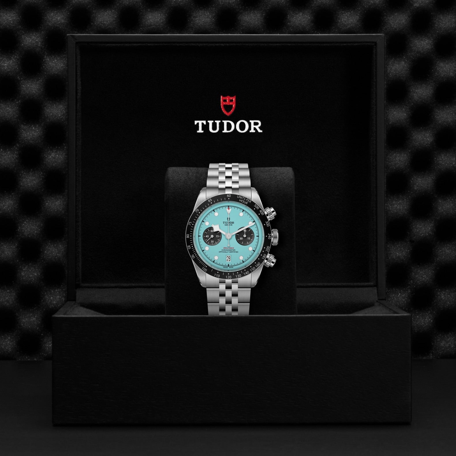 TUDOR Black Bay Chrono