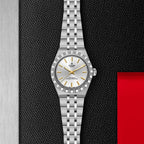 TUDOR Royal