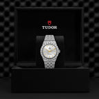 TUDOR Royal