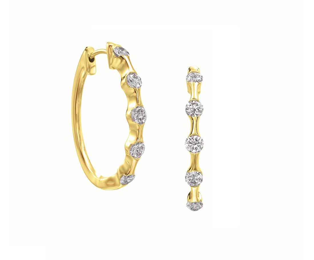 A Link 18kt yellow gold diamond hoop earrings, 10 white diamonds weighing 0.94 total carats