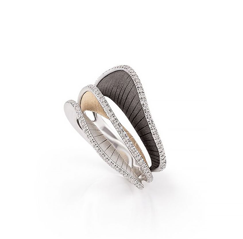 Annamaria Cammilli “Regina” 18kt Tri-Color Gold Diamond Ring 