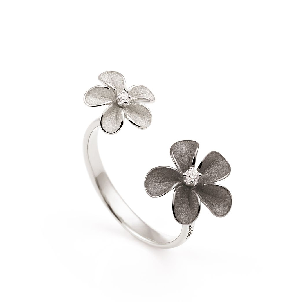 Annamaria Cammilli “Cherry Bloom” 18kt Gold Diamond Ring 