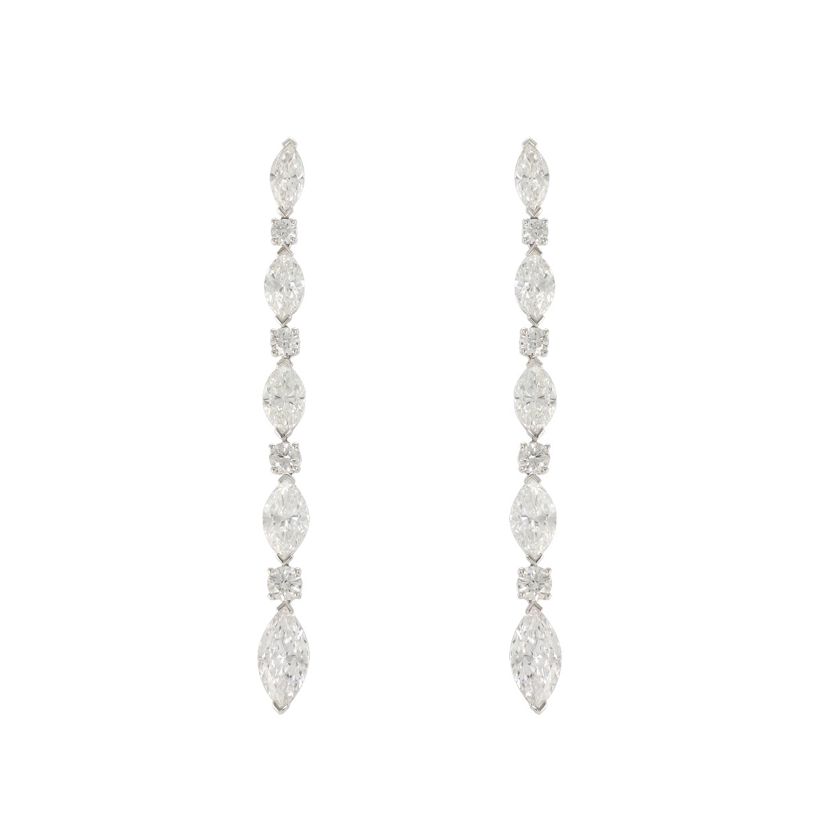 Etho Maria Diamond Drop Earrings in 18kt White Gold