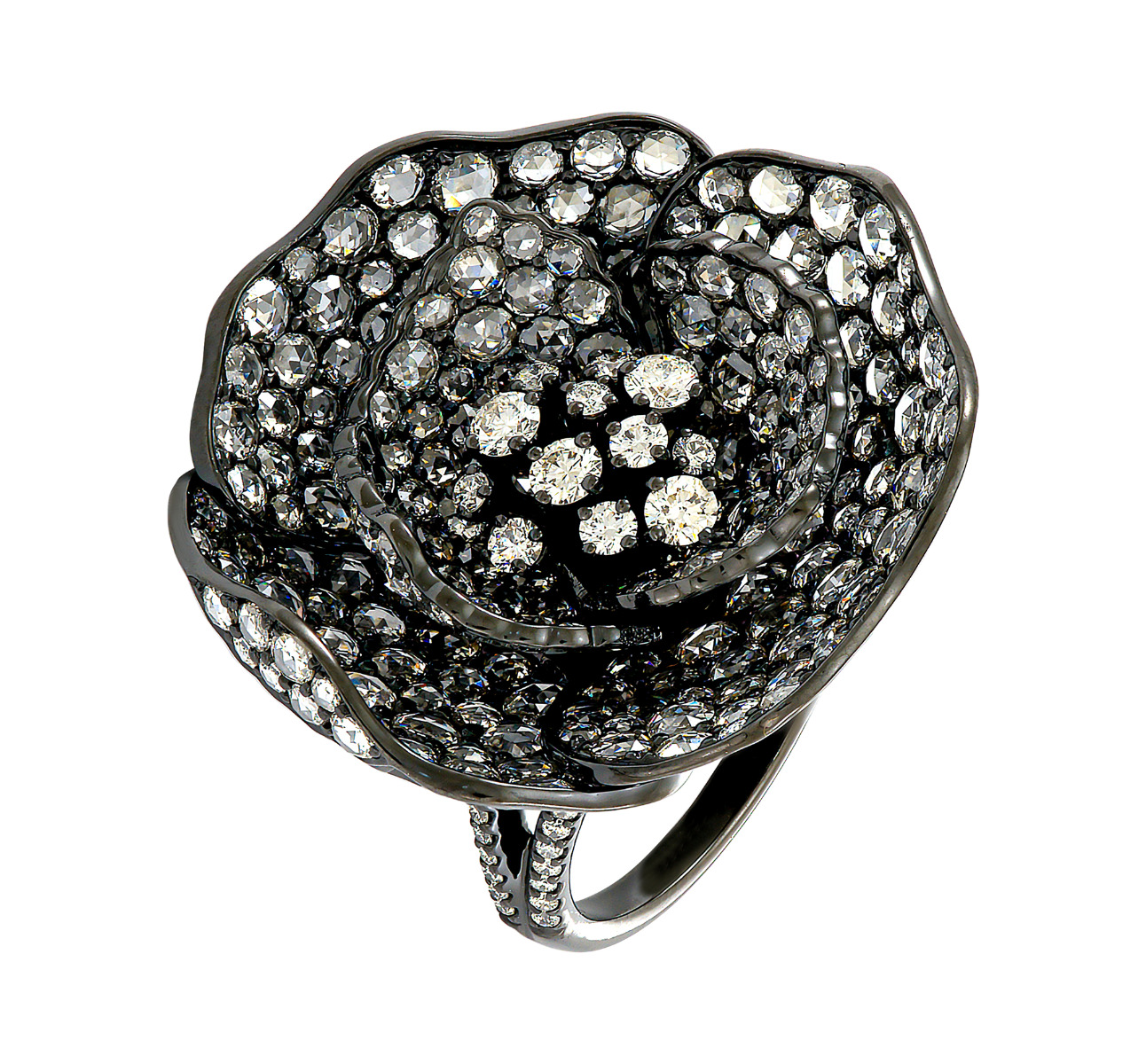 Rose-Cut Diamond Flower Ring in 18kt White Gold