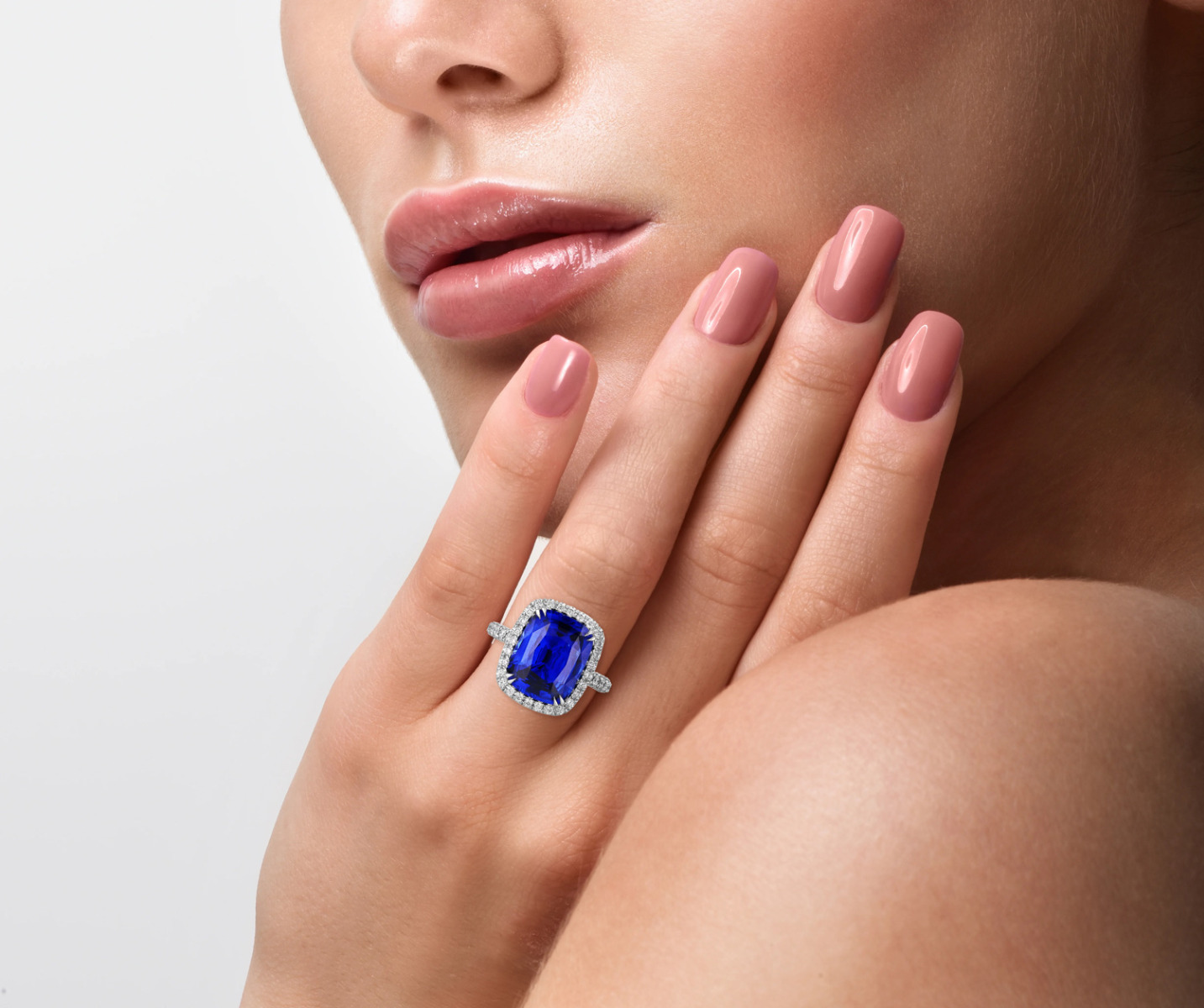 Louis Anthony Jewelers Blue Sapphire and Diamond Platinum Ring