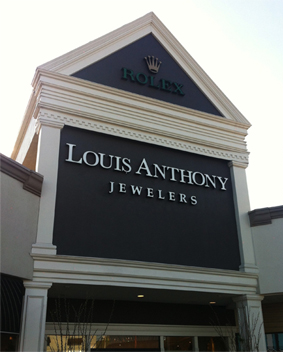 Louis Anthony Jewelers relocates to a 2,000 square foot store about a mile from their original location
