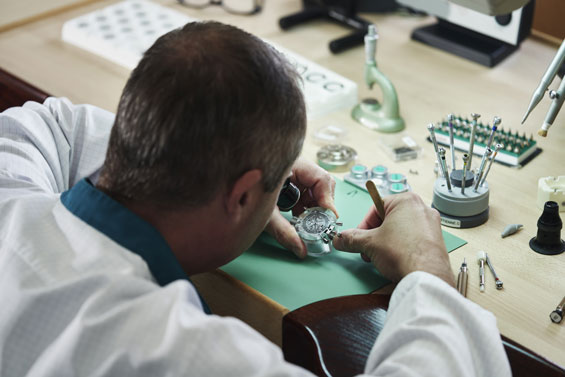 Watch Repair Service Louis Anthony Jewelers